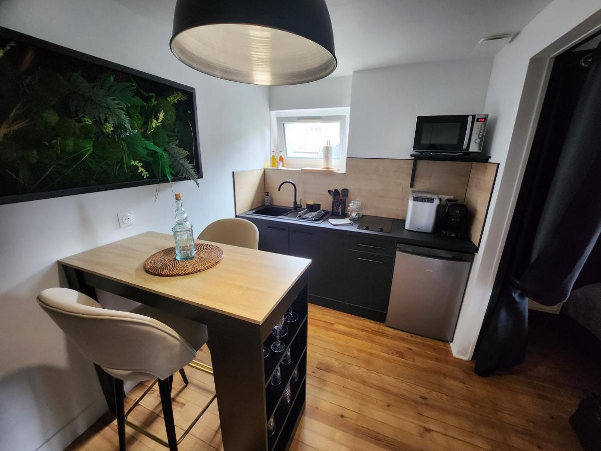 Caen, Tu M'Aimes - Suite Romantique Exterior foto